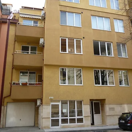 Апартаменты Apt. *